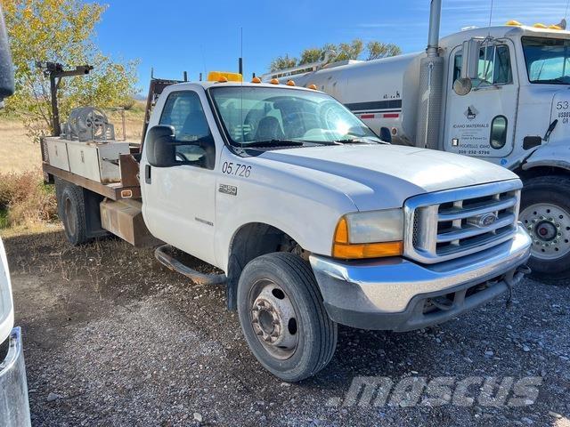 Ford F-450 Camion plateau