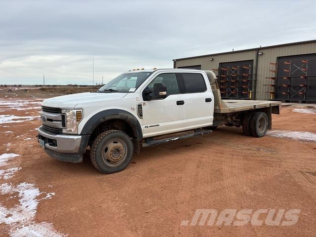 Ford F-450 Camion plateau