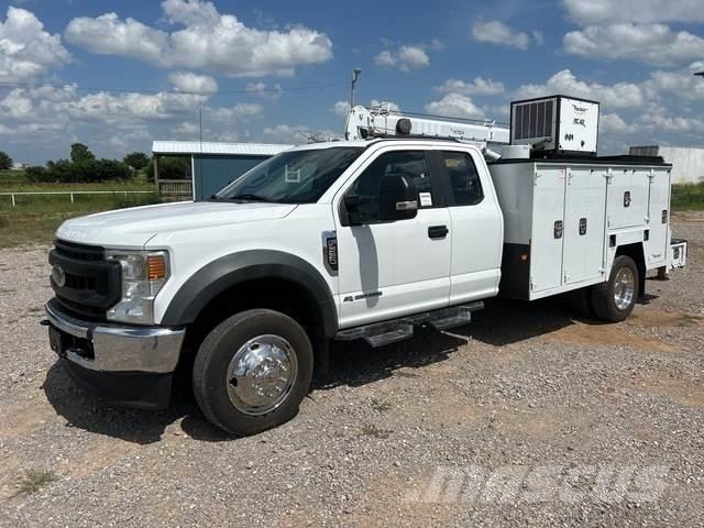 Ford F-550 Camions et véhicules municipaux