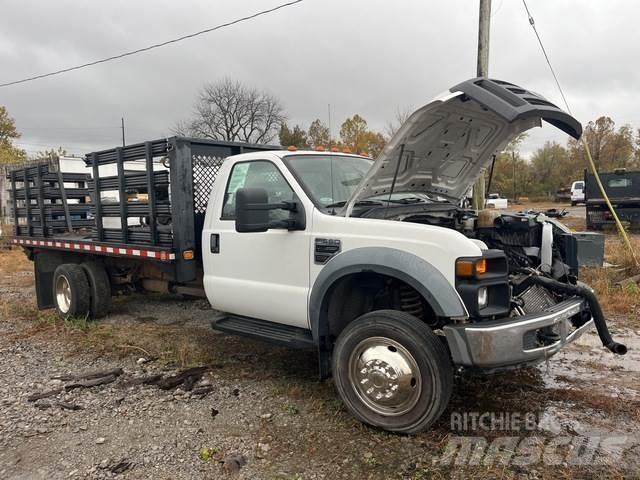 Ford F-550 Camion plateau