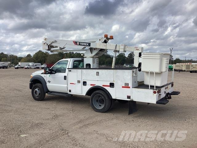 Ford F-550 Camion nacelle