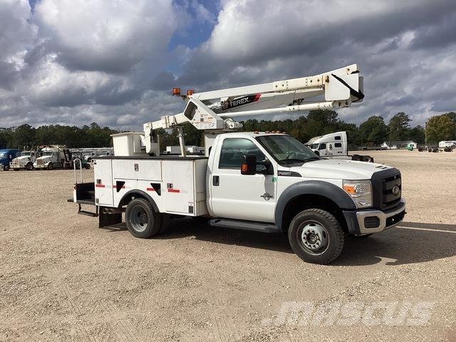 Ford F-550 Camion nacelle