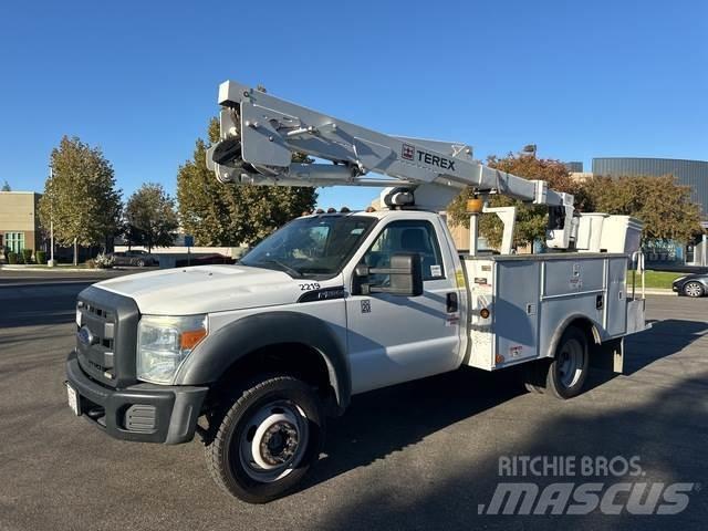 Ford F-550 Camion nacelle