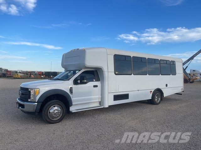 Ford F-550 Voiture
