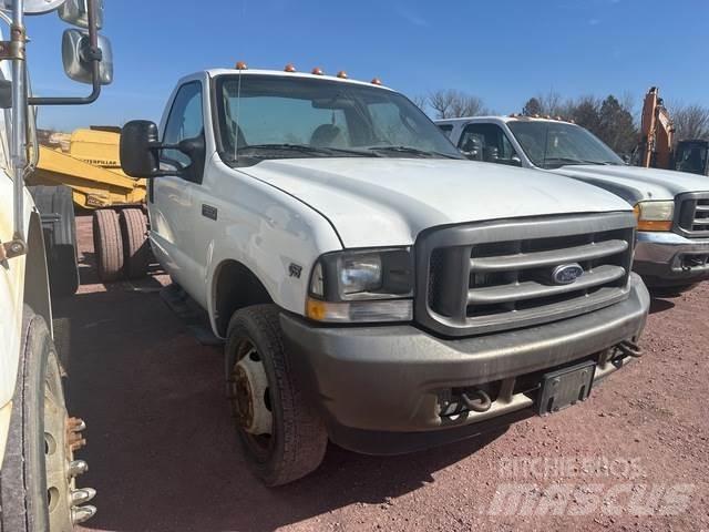 Ford F-550 Cabines