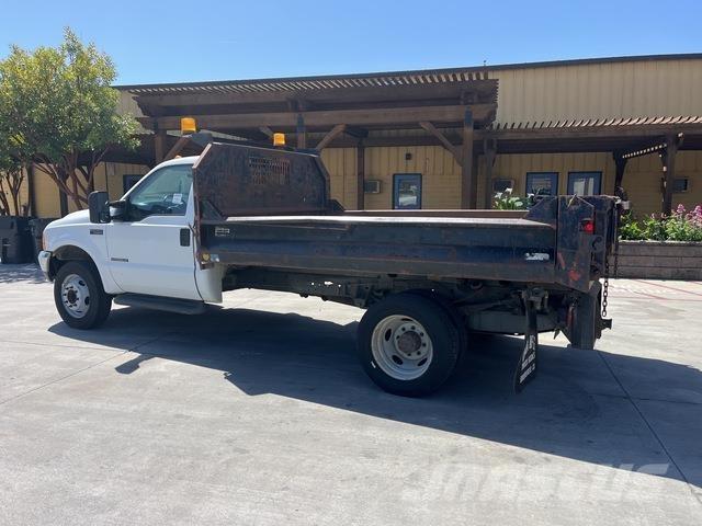 Ford F-550 Camion benne