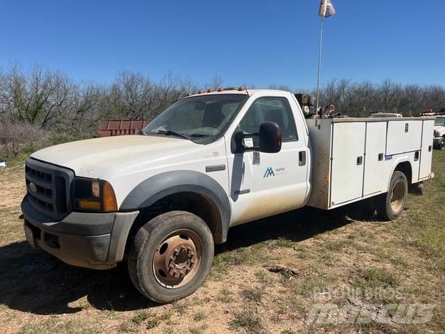 Ford F-550 Camions et véhicules municipaux