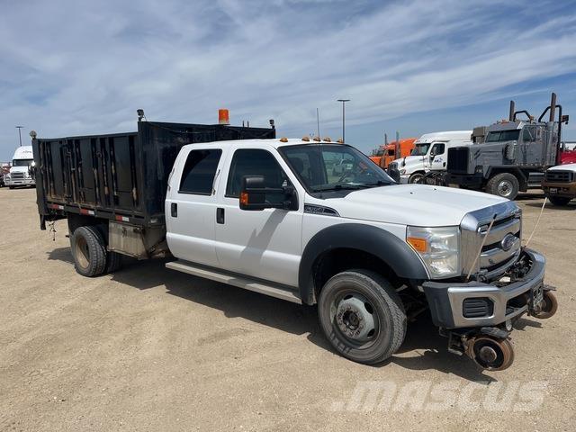 Ford F-550 Camion plateau