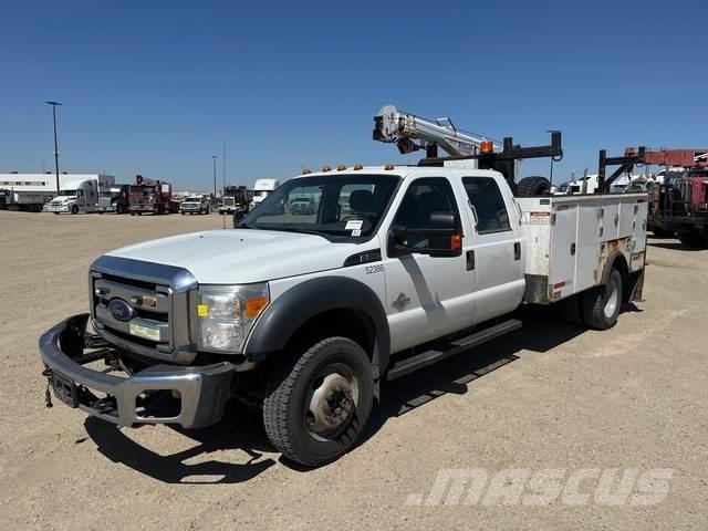 Ford F-550 Camions et véhicules municipaux