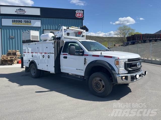 Ford F-550 Camions et véhicules municipaux