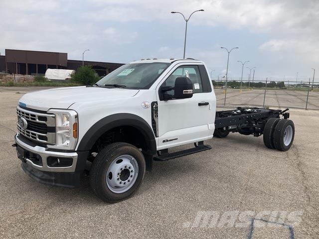 Ford F-550 Cabines