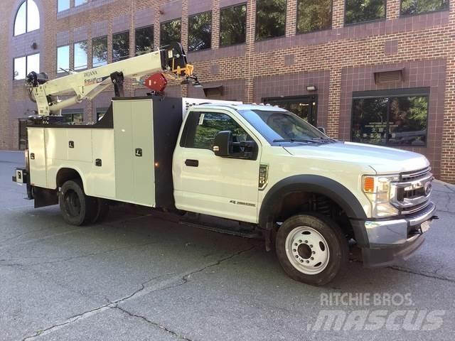 Ford F-550 Camions et véhicules municipaux
