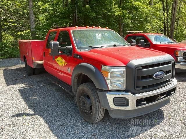 Ford F-550 Utilitaire benne