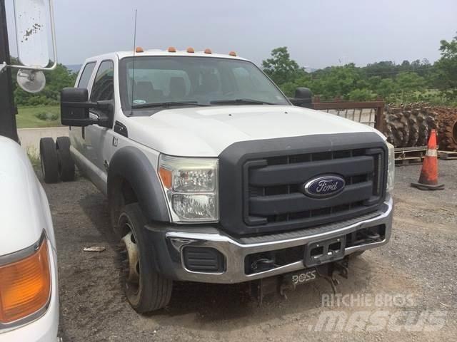 Ford F-550 Cabines