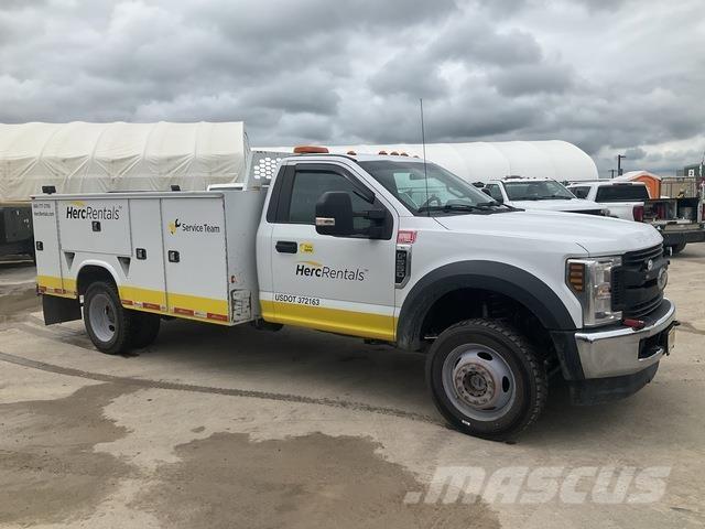 Ford F-550 Motrici cisterna