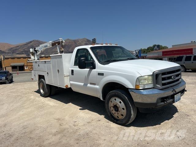 Ford F-550 Camions et véhicules municipaux