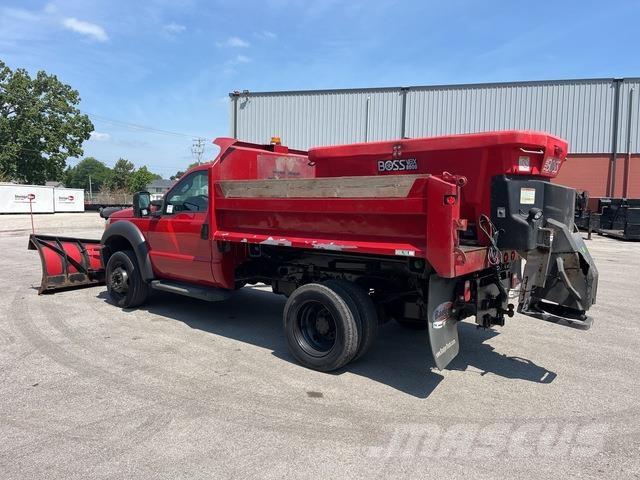 Ford F-550 Chasse neige