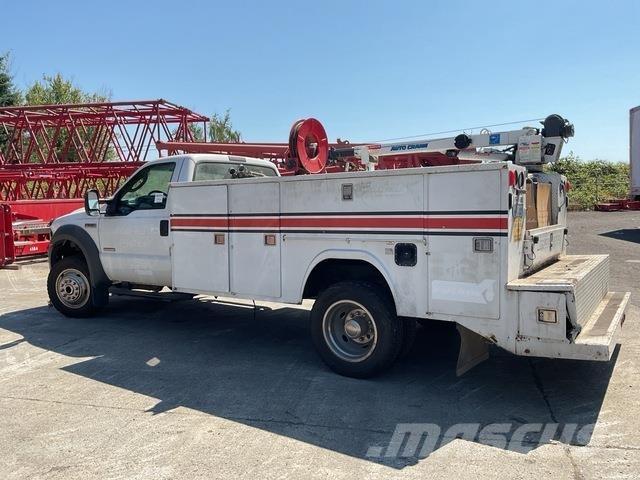 Ford F-550 Camions et véhicules municipaux