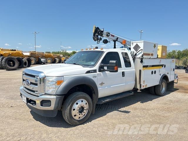 Ford F-550 Camions et véhicules municipaux