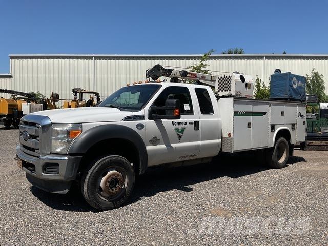 Ford F-550 Camions et véhicules municipaux