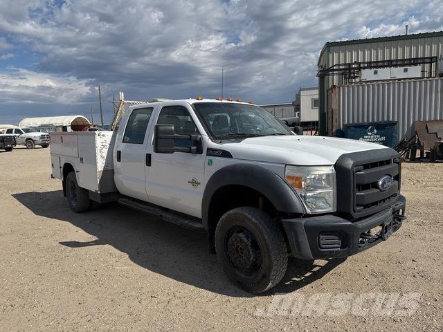 Ford F-550 Utilitaire benne