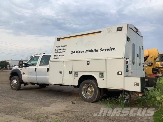 Ford F-550 Camions et véhicules municipaux