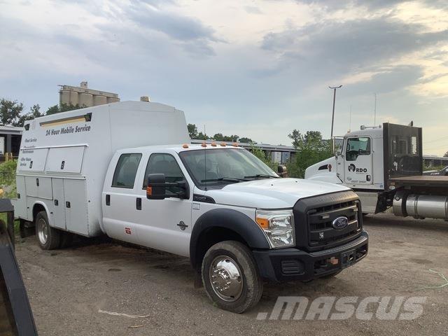 Ford F-550 Camions et véhicules municipaux