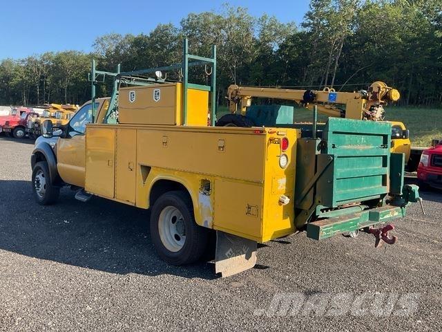 Ford F-550 Camions et véhicules municipaux