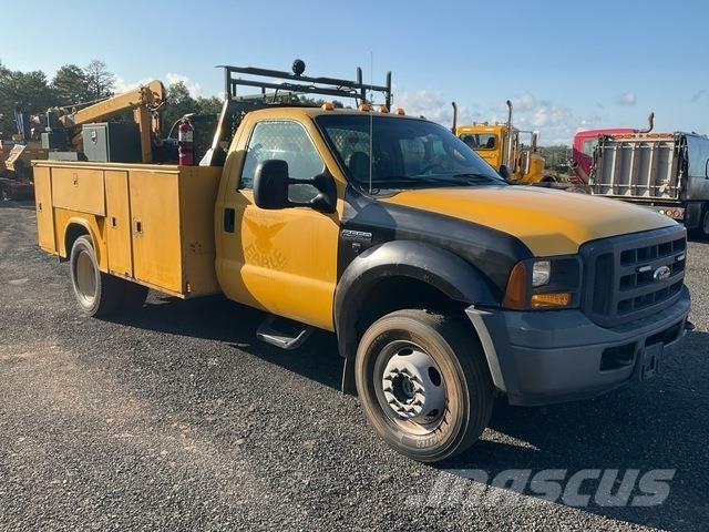 Ford F-550 Camions et véhicules municipaux