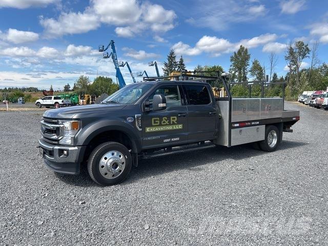Ford F-550 Camion plateau