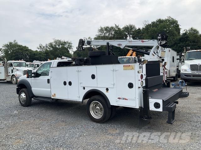Ford F-550 Camions et véhicules municipaux