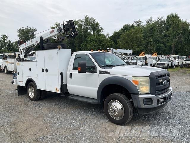 Ford F-550 Camions et véhicules municipaux