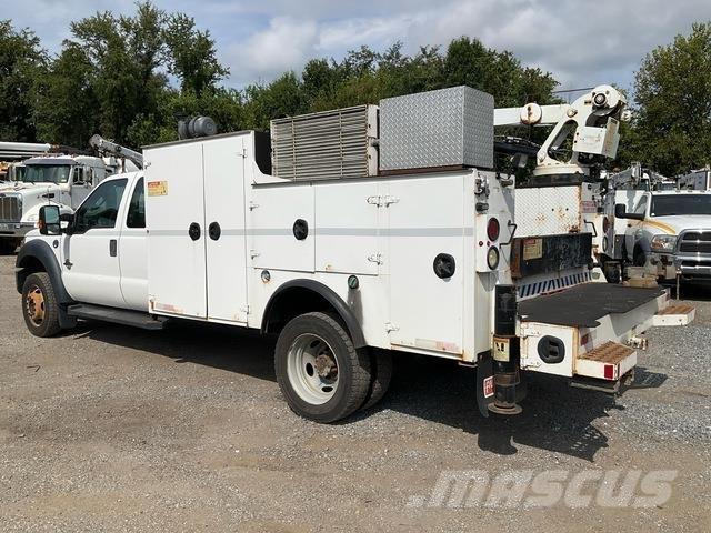 Ford F-550 Camions et véhicules municipaux