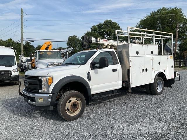Ford F-550 Camions et véhicules municipaux