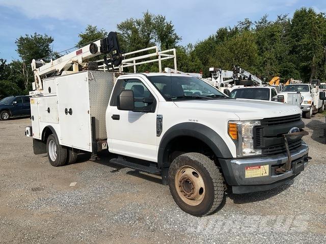 Ford F-550 Camions et véhicules municipaux