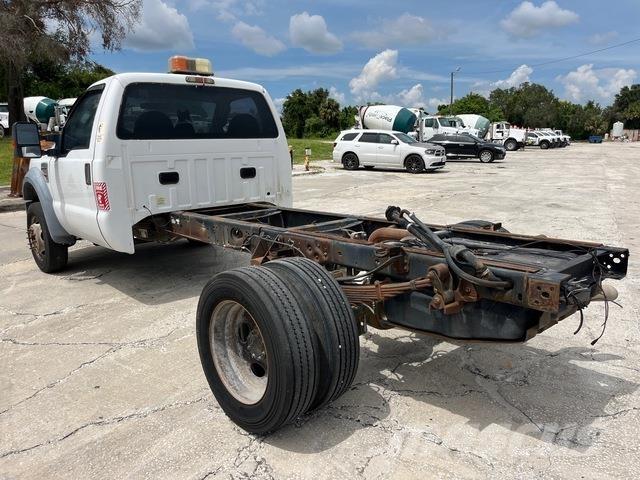 Ford F-550 Cabines