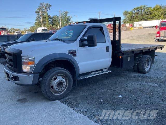 Ford F-550 Camion plateau