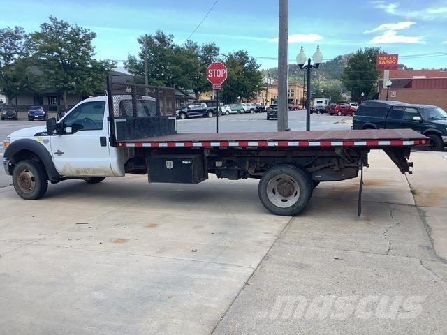 Ford F-550 Camion benne