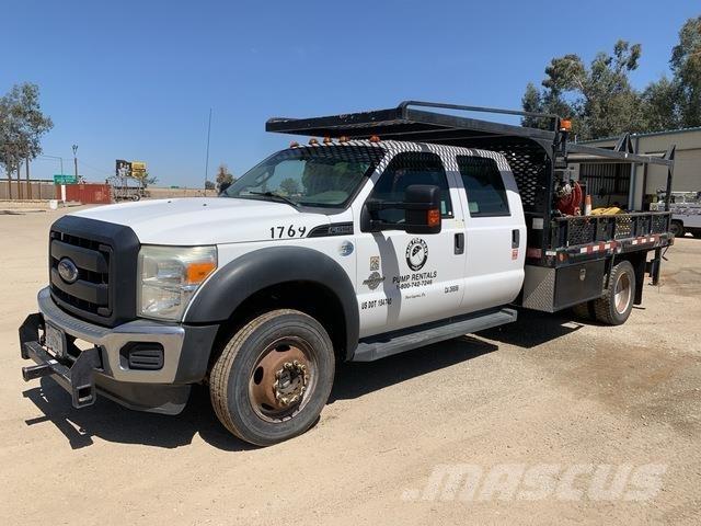 Ford F-550 Camions et véhicules municipaux
