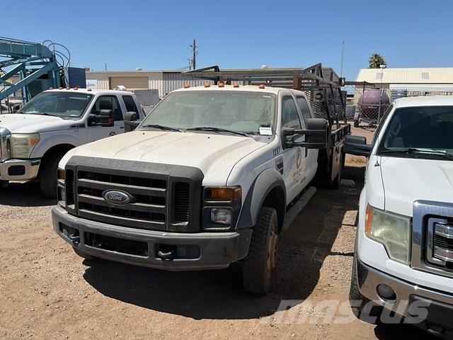 Ford F-550 Camion plateau