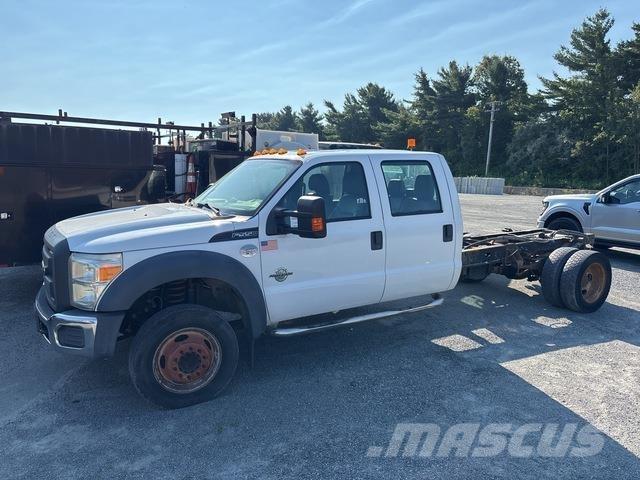 Ford F-550 Cabines