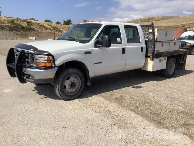 Ford F-550 Camion plateau