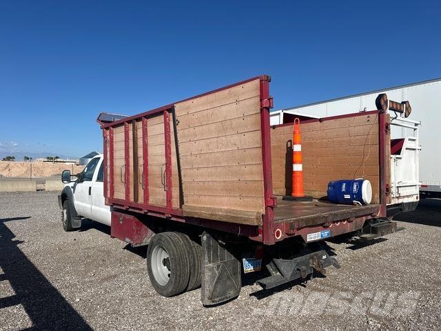 Ford F-550 Camion benne