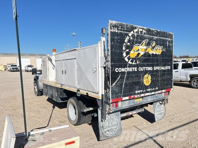 Ford F-550 Construction - Autres