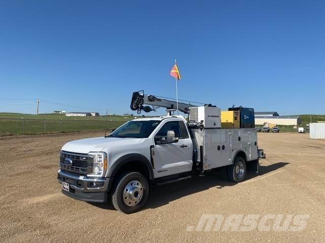 Ford F-600 Camions et véhicules municipaux