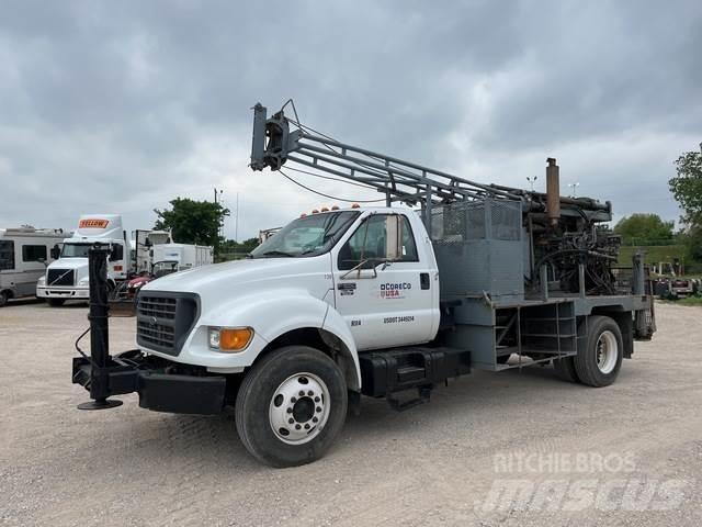 Ford F-650 Camion foreuse