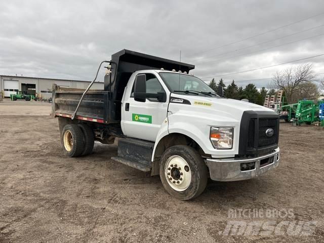Ford F-650 Camion benne