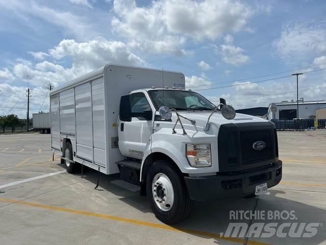 Ford F-650 Camion de livraison de boisson