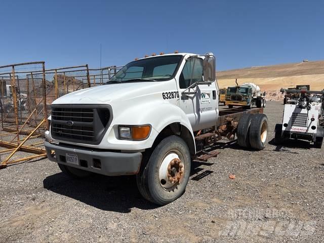 Ford F-650 Cabines