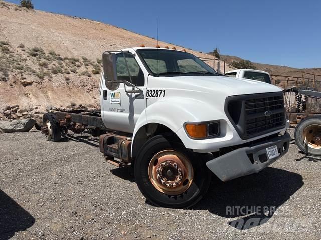 Ford F-650 Cabines